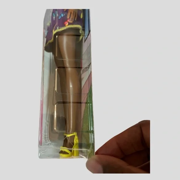 Barbie Doll - Picture 9 of 12